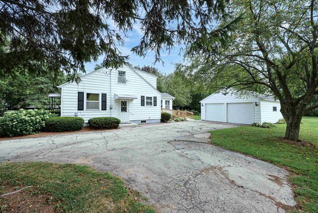W6273 OLD HIGHWAY ROAD, Menasha, WI 54952