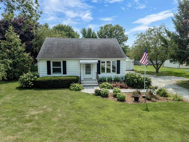 W6273 OLD HIGHWAY ROAD, Menasha, WI 54952