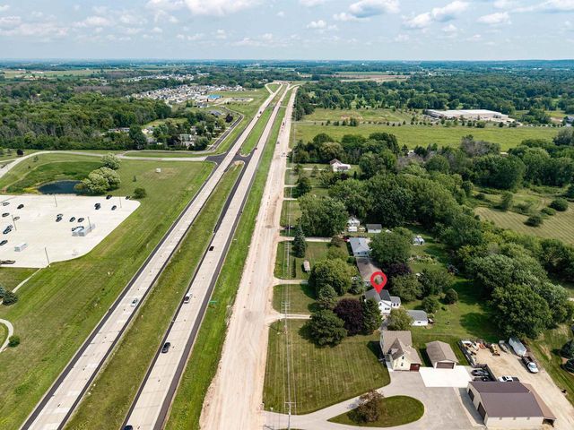 W6273 OLD HIGHWAY ROAD, Menasha, WI 54952