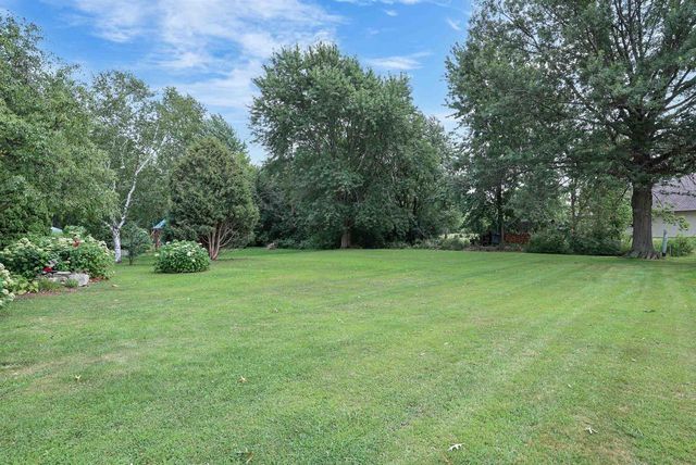 W6273 OLD HIGHWAY ROAD, Menasha, WI 54952