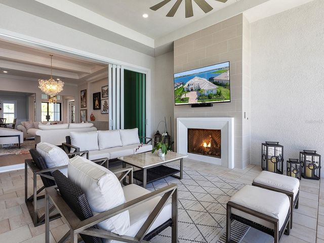 616 BLUE SHELL LOOP, Sarasota, FL 34240