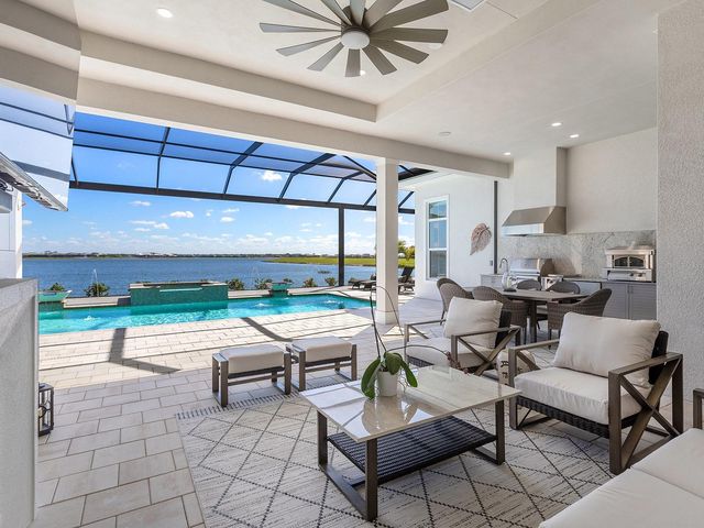 616 BLUE SHELL LOOP, Sarasota, FL 34240