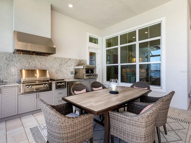 616 BLUE SHELL LOOP, Sarasota, FL 34240