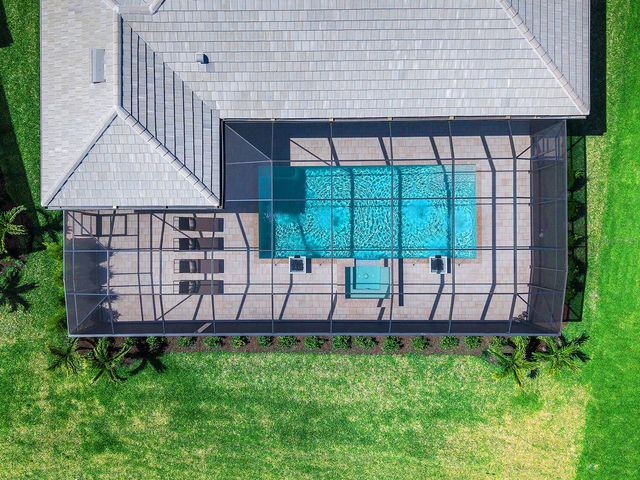 616 BLUE SHELL LOOP, Sarasota, FL 34240