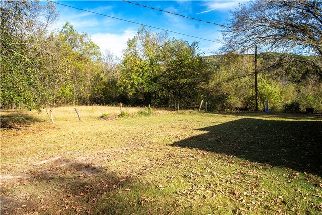 464220 E 888 Road, Stilwell, OK 74960