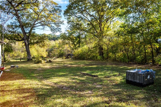 464220 E 888 Road, Stilwell, OK 74960