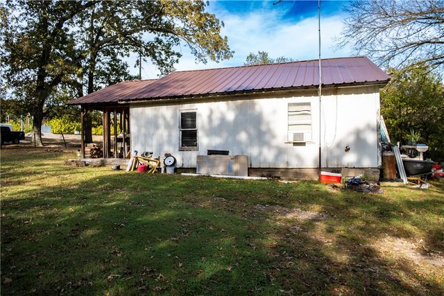 464220 E 888 Road, Stilwell, OK 74960