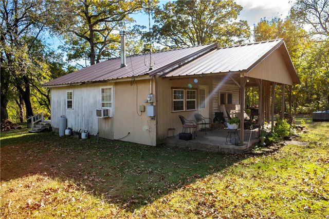 464220 E 888 Road, Stilwell, OK 74960