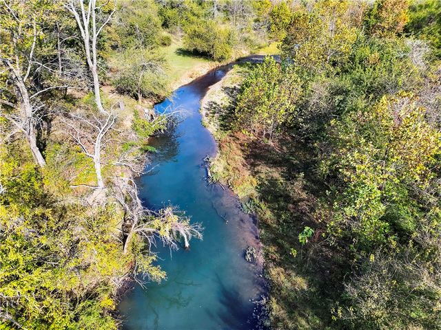 464220 E 888 Road, Stilwell, OK 74960