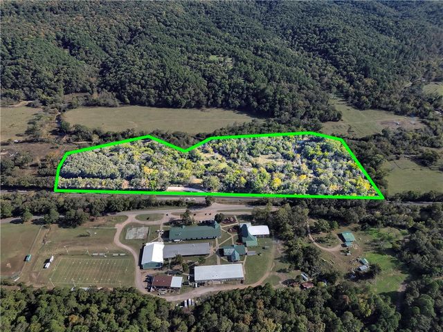 464220 E 888 Road, Stilwell, OK 74960