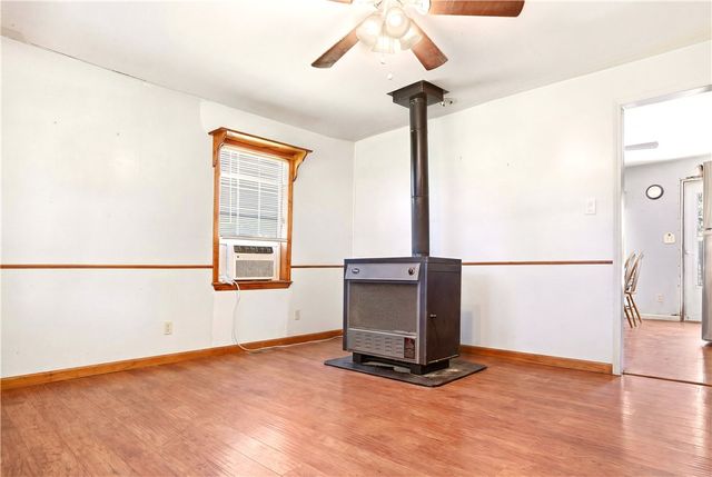 464220 E 888 Road, Stilwell, OK 74960