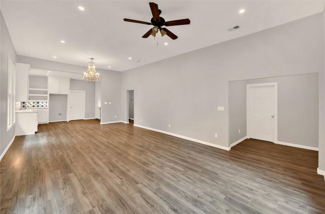 2316 Colcord Avenue, Waco, TX 76707