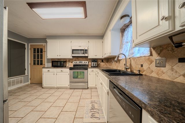 1817 Melissa Street, Longview, TX 75605