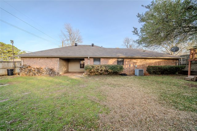 1817 Melissa Street, Longview, TX 75605