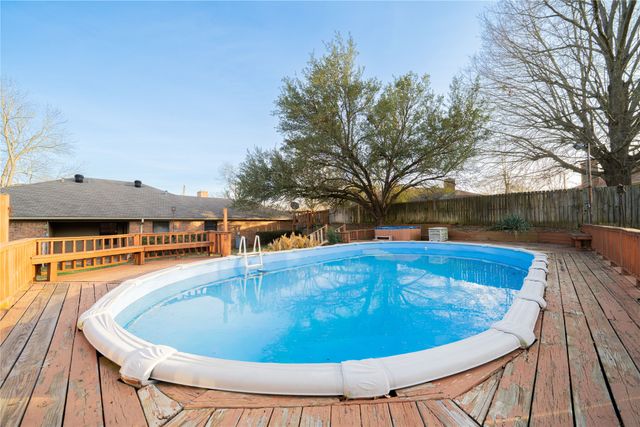 1817 Melissa Street, Longview, TX 75605