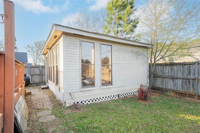 1817 Melissa Street, Longview, TX 75605