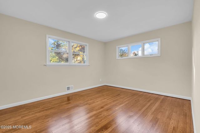 44 Lake Drive, Roosevelt, NJ 08555