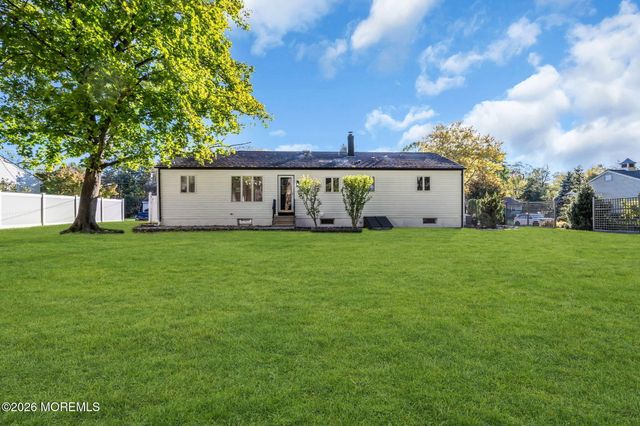 44 Lake Drive, Roosevelt, NJ 08555