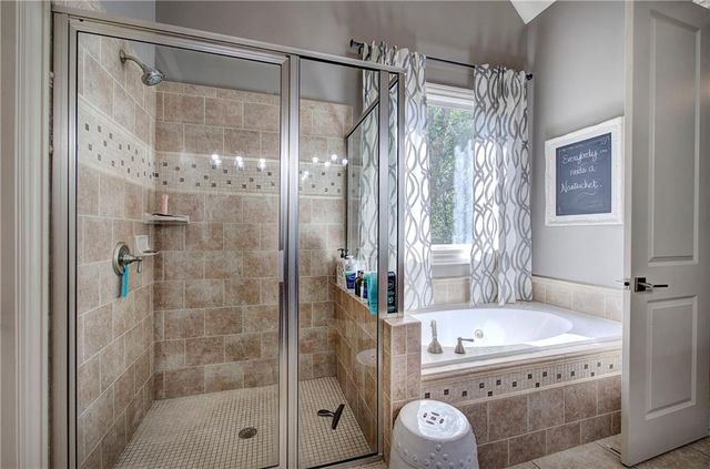 16 Cambridge Way, Cartersville, GA 30121