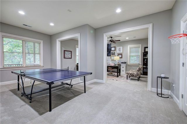 16 Cambridge Way, Cartersville, GA 30121