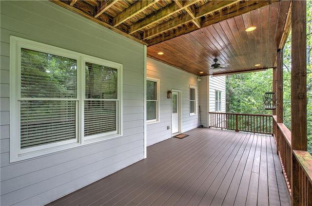 16 Cambridge Way, Cartersville, GA 30121