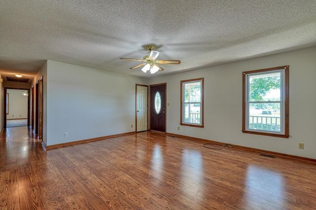241 Mason Drive, Inman, SC 29349