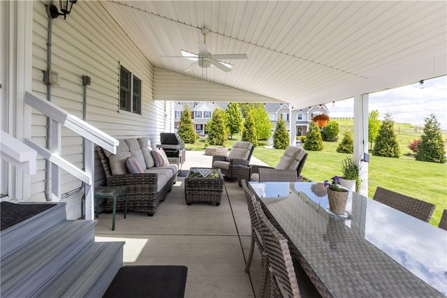 3700 Sandy Hill Rd, Richland, PA 15044
