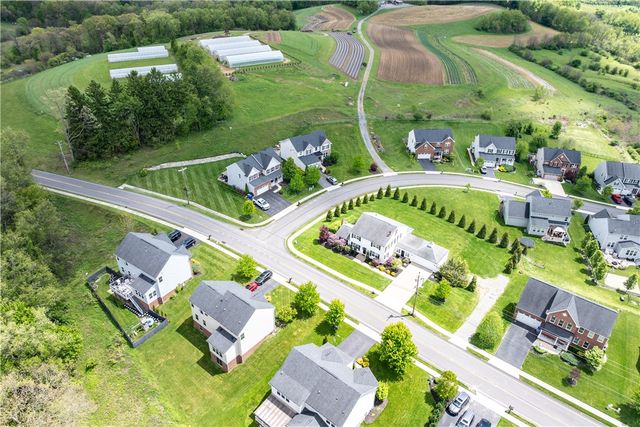3700 Sandy Hill Rd, Richland, PA 15044
