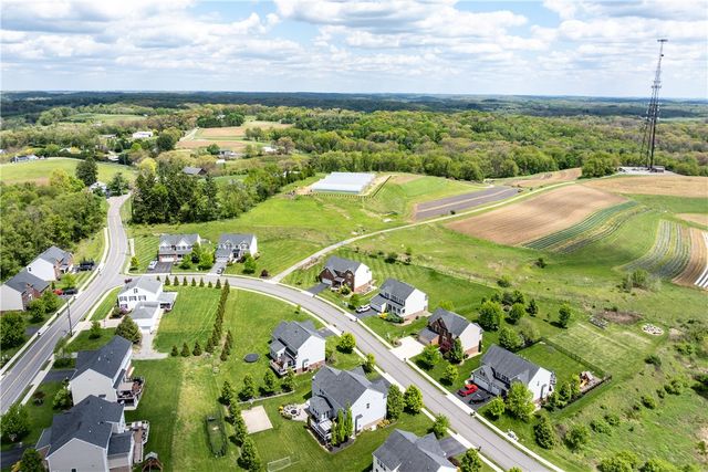3700 Sandy Hill Rd, Richland, PA 15044