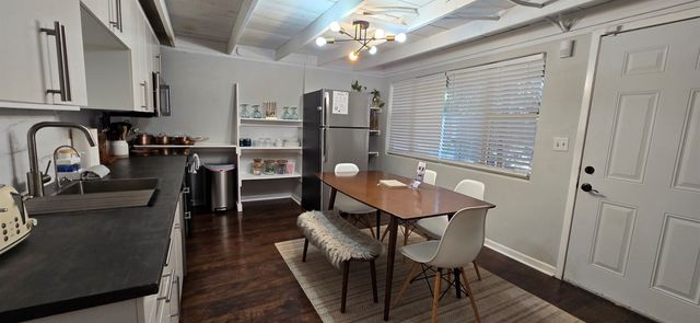 1630 S Chisholm Trail, Granbury, TX 76048