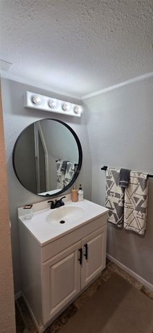 1630 S Chisholm Trail, Granbury, TX 76048