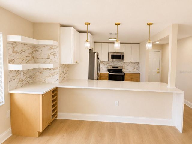 2605 E 17TH AVENUE, Tampa, FL 33605