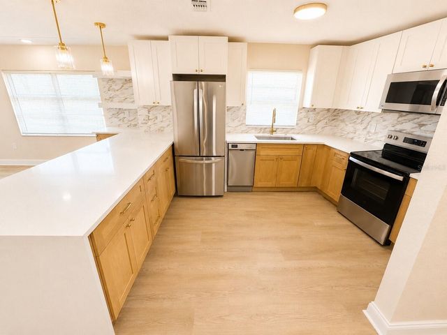 2605 E 17TH AVENUE, Tampa, FL 33605