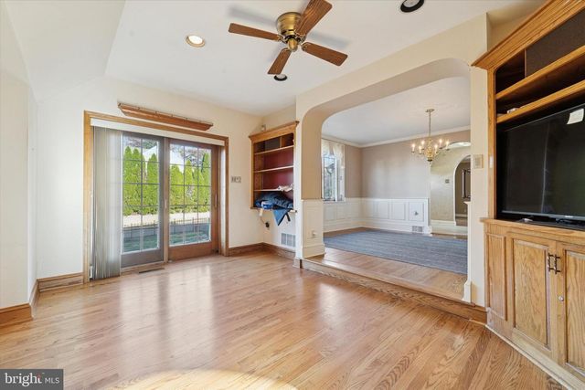 1042 BLYTHE AVE, Drexel Hill, PA 19026