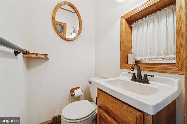 1042 BLYTHE AVE, Drexel Hill, PA 19026