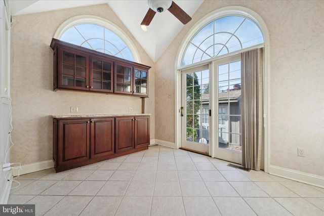 1042 BLYTHE AVE, Drexel Hill, PA 19026