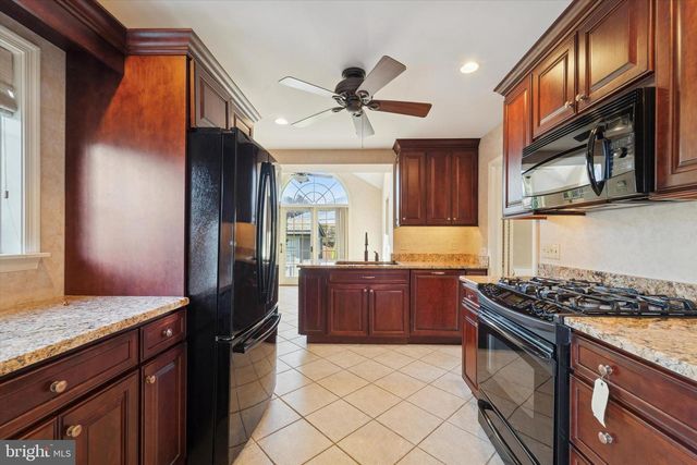 1042 BLYTHE AVE, Drexel Hill, PA 19026