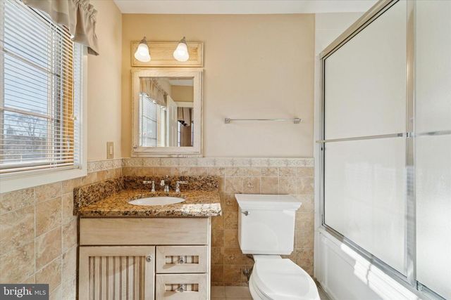 1042 BLYTHE AVE, Drexel Hill, PA 19026