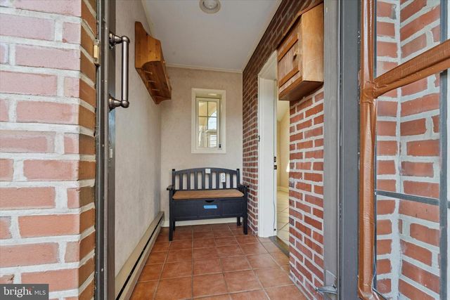 1042 BLYTHE AVE, Drexel Hill, PA 19026