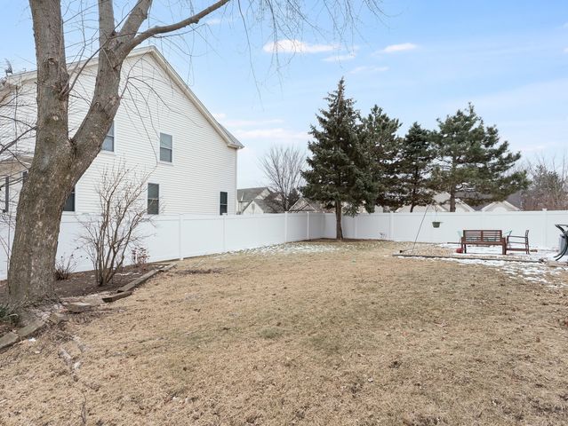 1329 Amaranth Drive, Naperville, IL 60564