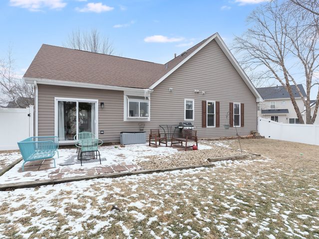 1329 Amaranth Drive, Naperville, IL 60564