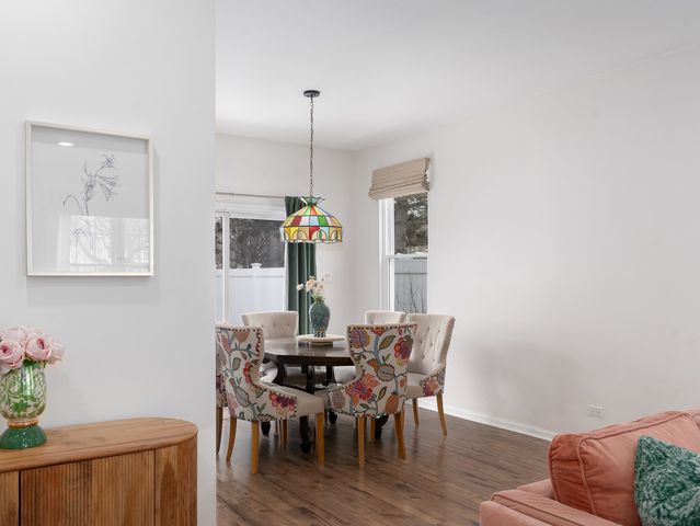 1329 Amaranth Drive, Naperville, IL 60564