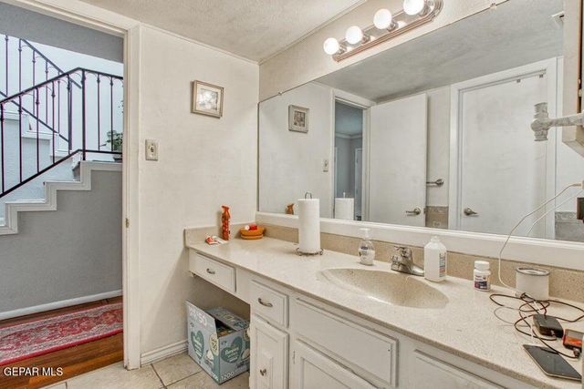 1730 Bara Drive, El Paso, TX 79935