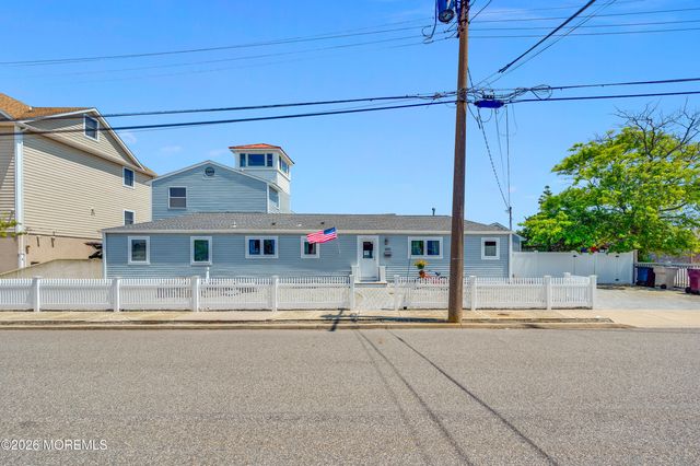 405 Sunset Drive S, Berkeley, NJ 08721