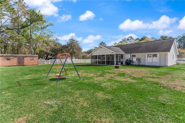 1746 Redfish Drive SE, Darien, GA 31305