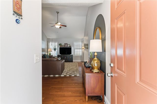 1746 Redfish Drive SE, Darien, GA 31305