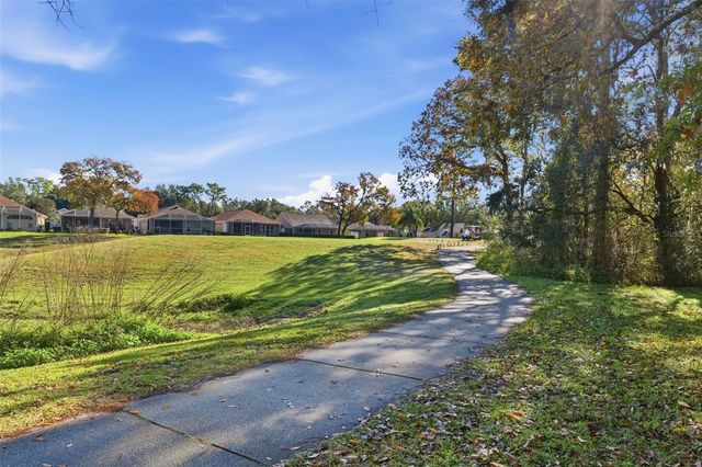 15150 SURREY BEND, Spring Hill, FL 34609