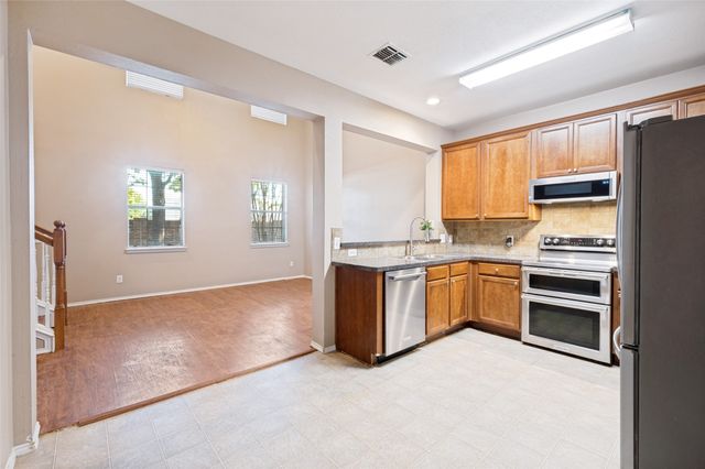 3004 Stone Forest Circle, Mckinney, TX 75070