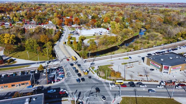 380 N Cedar Road, New Lenox, IL 60451