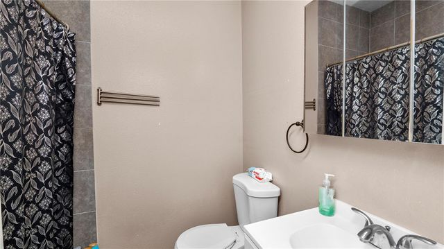 1128 STELLA AVENUE N, Lakeland, FL 33805